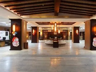 Sanya Bay Yinyuan Resorts 3*,